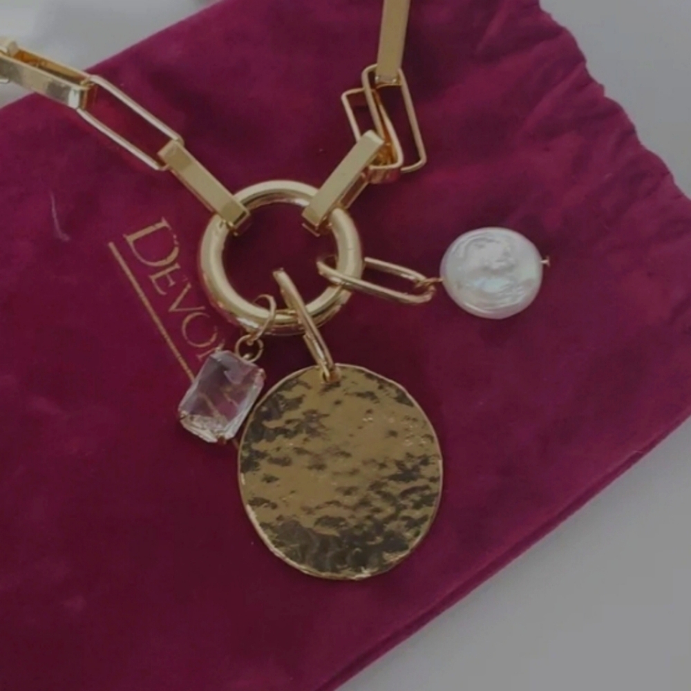 Devon Leigh Women Gold tone Multi-Charm Chain Necklace - Picture 2 of 5